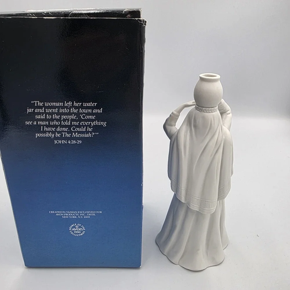 Avon vtg nativity